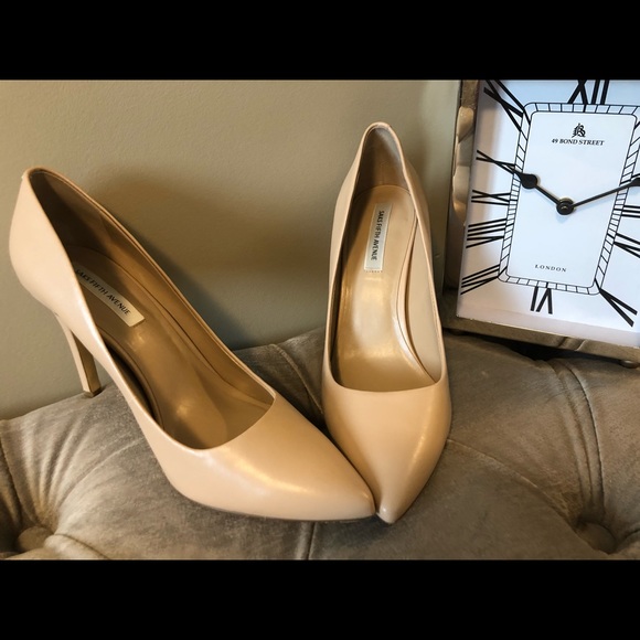 Saks Fifth Ave Size 9 Beige Pumps - Picture 6 of 6